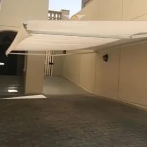 مظلات متحركة